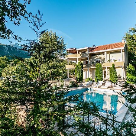 Villa Besha ヘルツェグ・ノヴィ エクステリア 写真